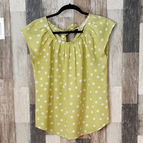 LC Lauren Conrad green polkadot tie back short sleeve top M - Picture 1 of 4